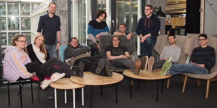 This is what editors look like who know exactly what they’re doing.