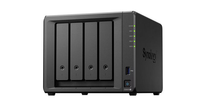 Synology (DS925+) Synology (DS925+)