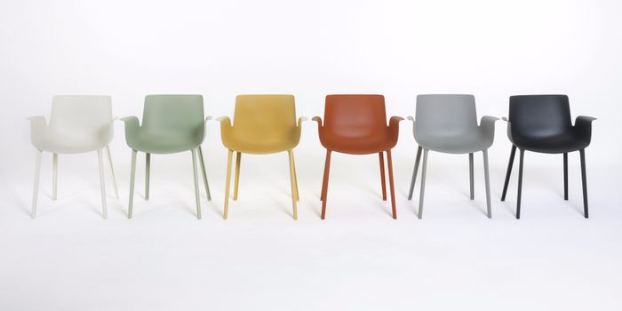 Récompensé par le "Red Dot - Best of the Best" : la chaise "Piuma" de Kartell