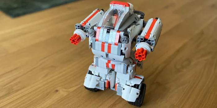 Xiaomi has pulled off a stroke of genius with the assemblable and programmable Mi Robot Builder. Xiaomi has pulled off a stroke of genius with the assemblable and programmable Mi Robot Builder.