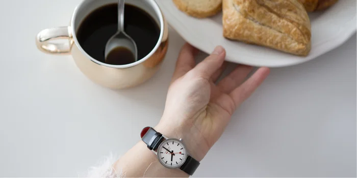 Mondaine: simple design in Bauhaus style. Mondaine: simple design in Bauhaus style.