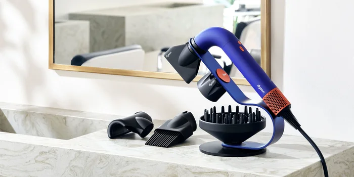 Dyson Dyson