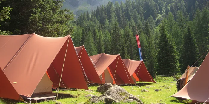 Tent hangar