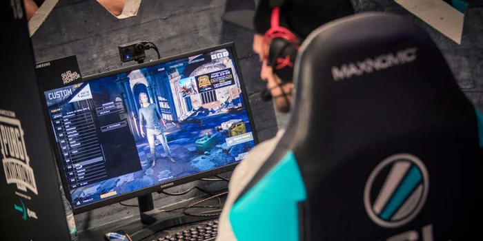 Photo: ESL